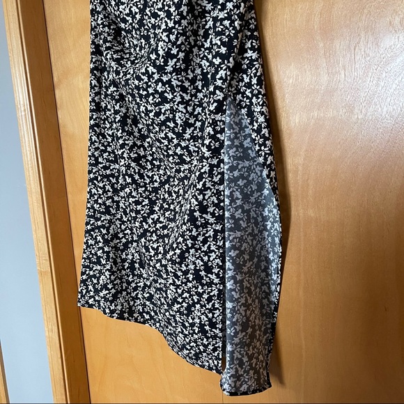 Zara Midi Floral Skirt with Slit ✨BRAND NEW✨ - Picture 6 of 8